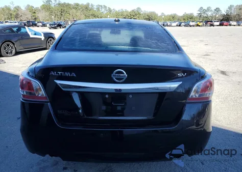 2015 Nissan Altima 2.5 из США, поврежденный, VIN 1N4AL3AP0FC468638